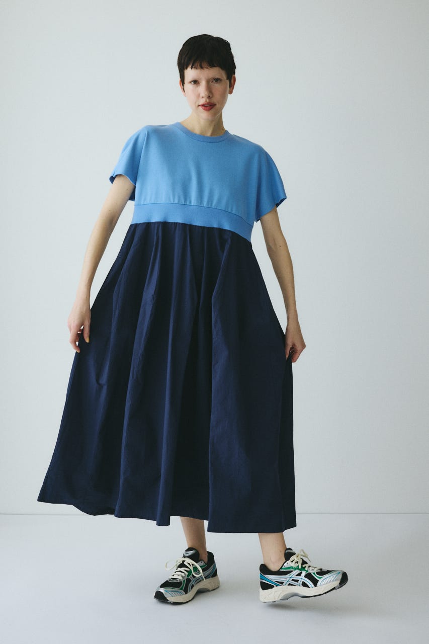 ［予約］Back slit long dress L/BLU 36