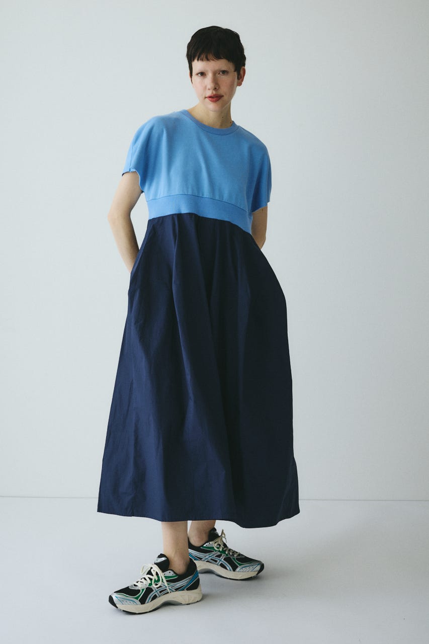 ［予約］Back slit long dress L/BLU 36