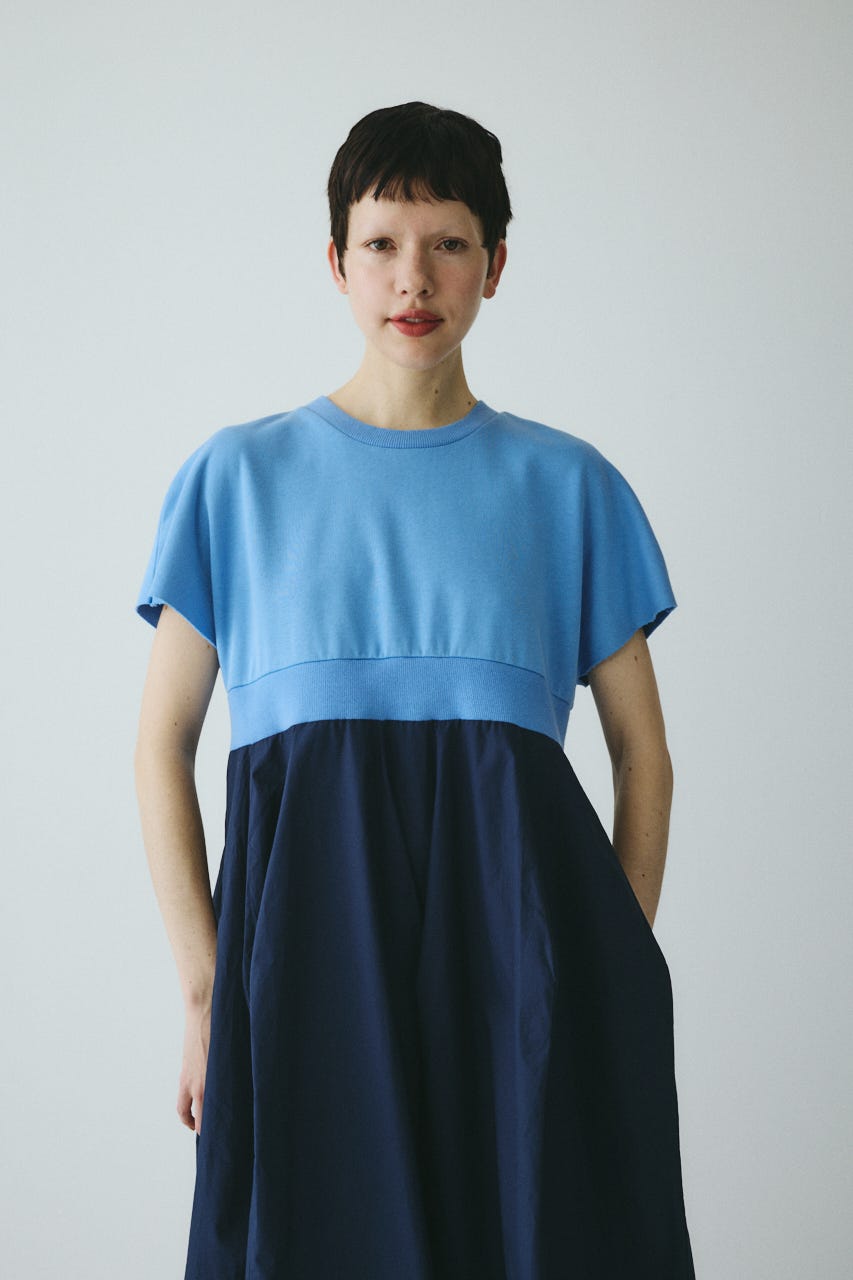 ［予約］Back slit long dress L/BLU 36