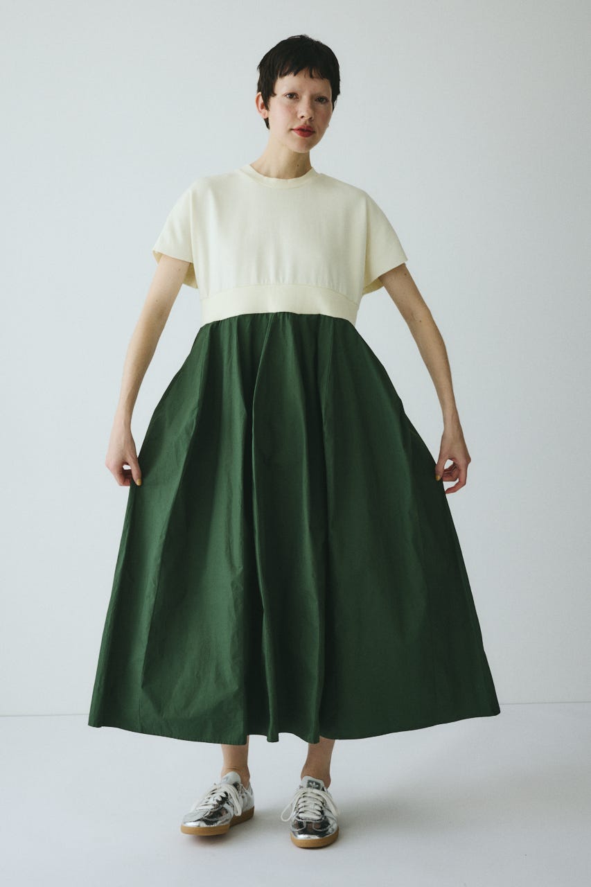 ［予約］Back slit long dress O/WHT 36