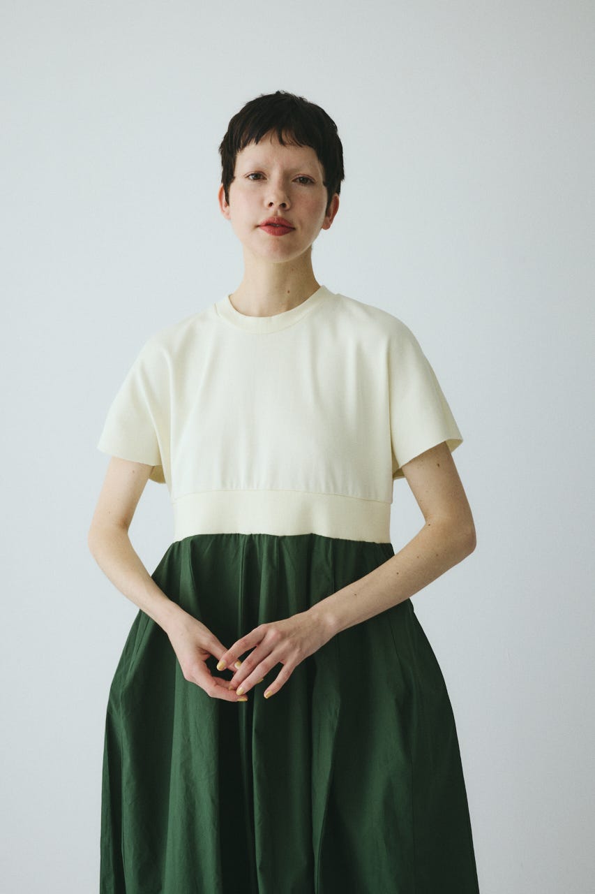 ［予約］Back slit long dress O/WHT 36