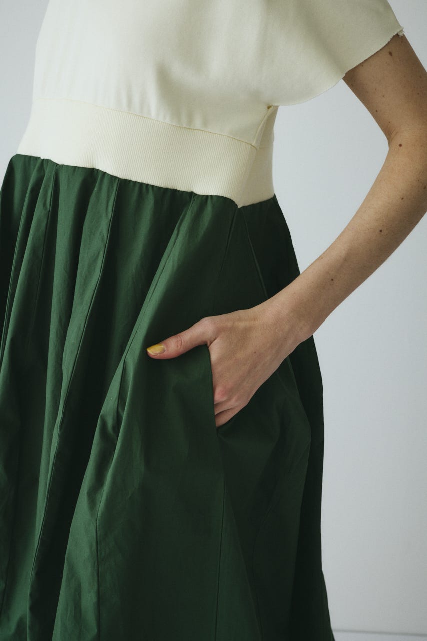 ［予約］Back slit long dress O/WHT 36