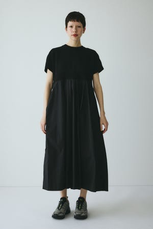 ［予約］Back slit long dress