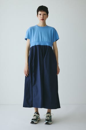 ［予約］Back slit long dress