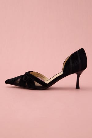 ラップリボンパンプス