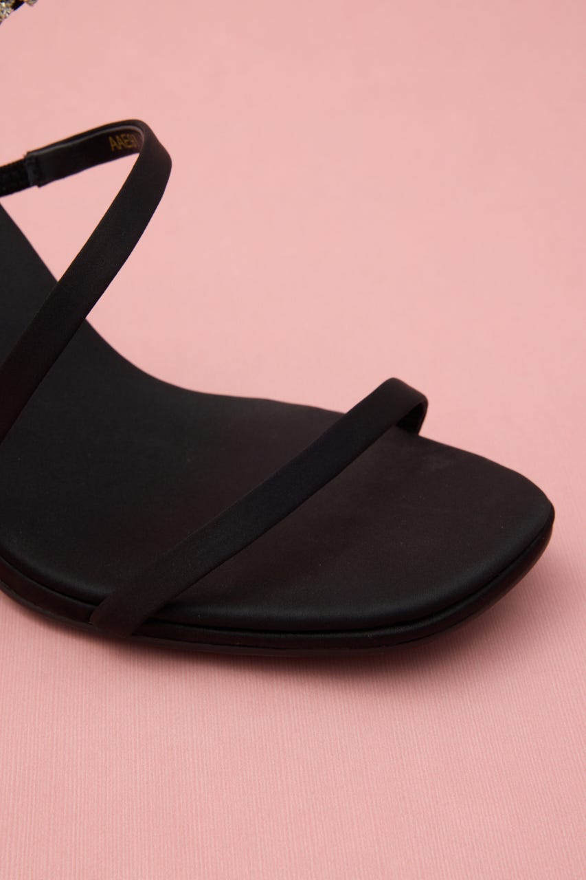 アンクルスネークヒールサンダル BLK 24.0cm