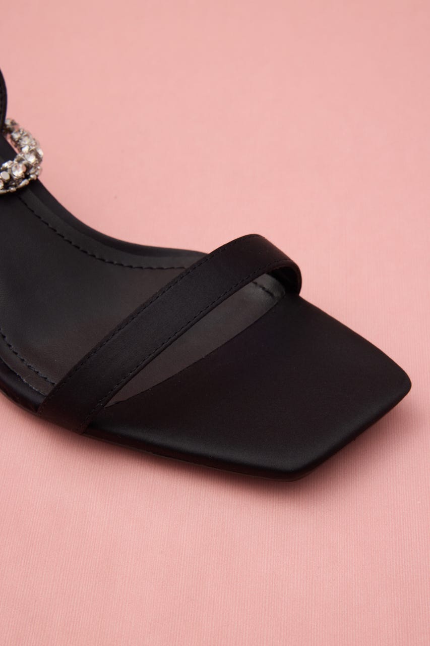 アンクルデコレーションサンダル BLK 23.0cm