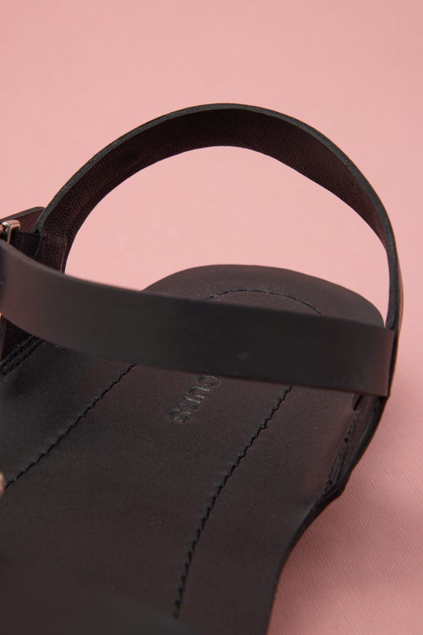 ルリコンフォートフラットサンダル BLK 24.5cm