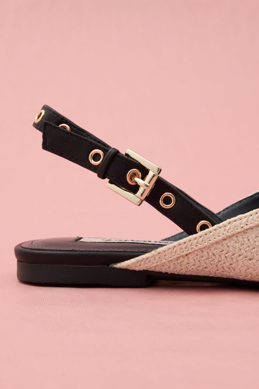 ピープトゥフラットサンダル WHT 22.5cm