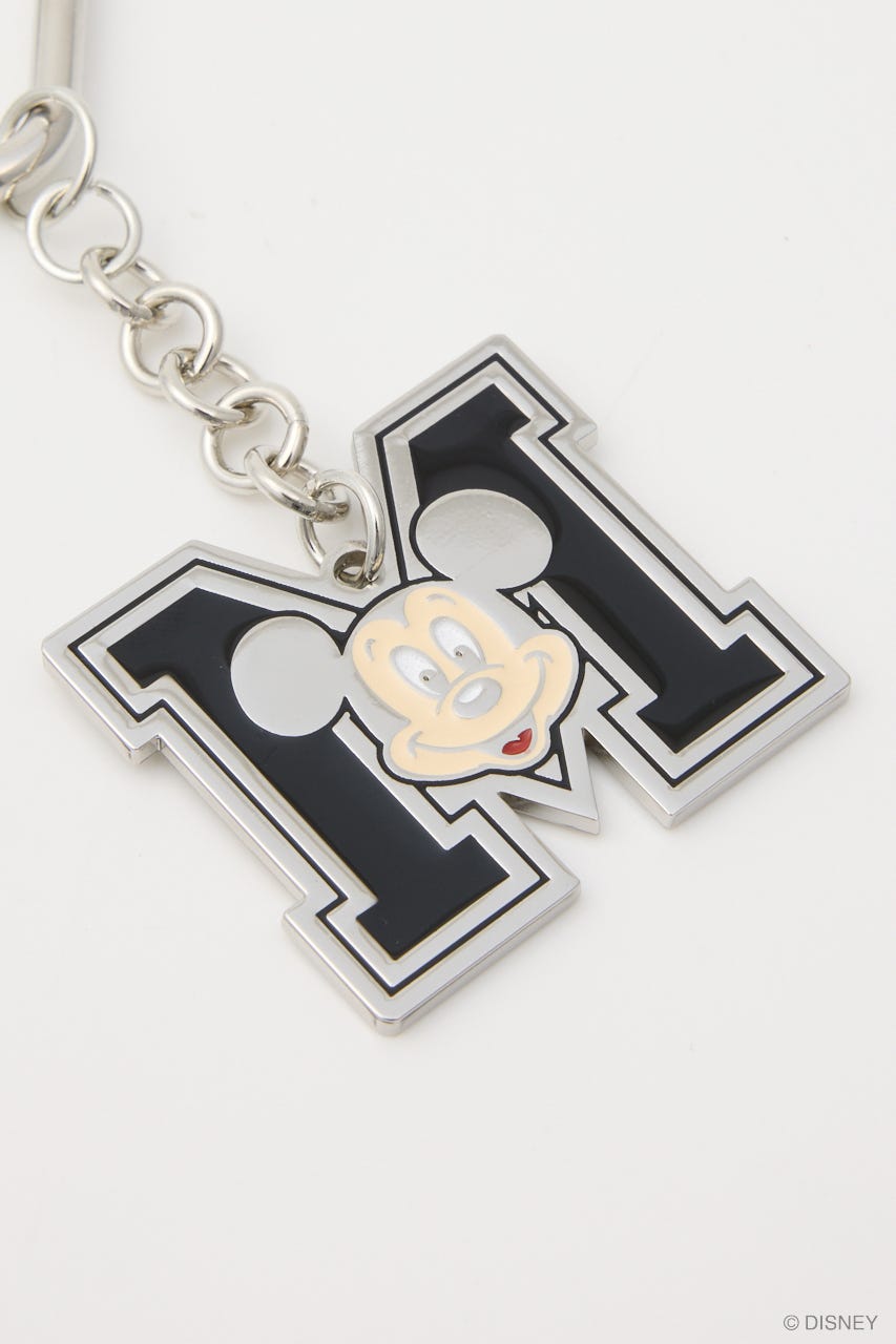 MD (M&M) INITIAL CHARM BLK FREE