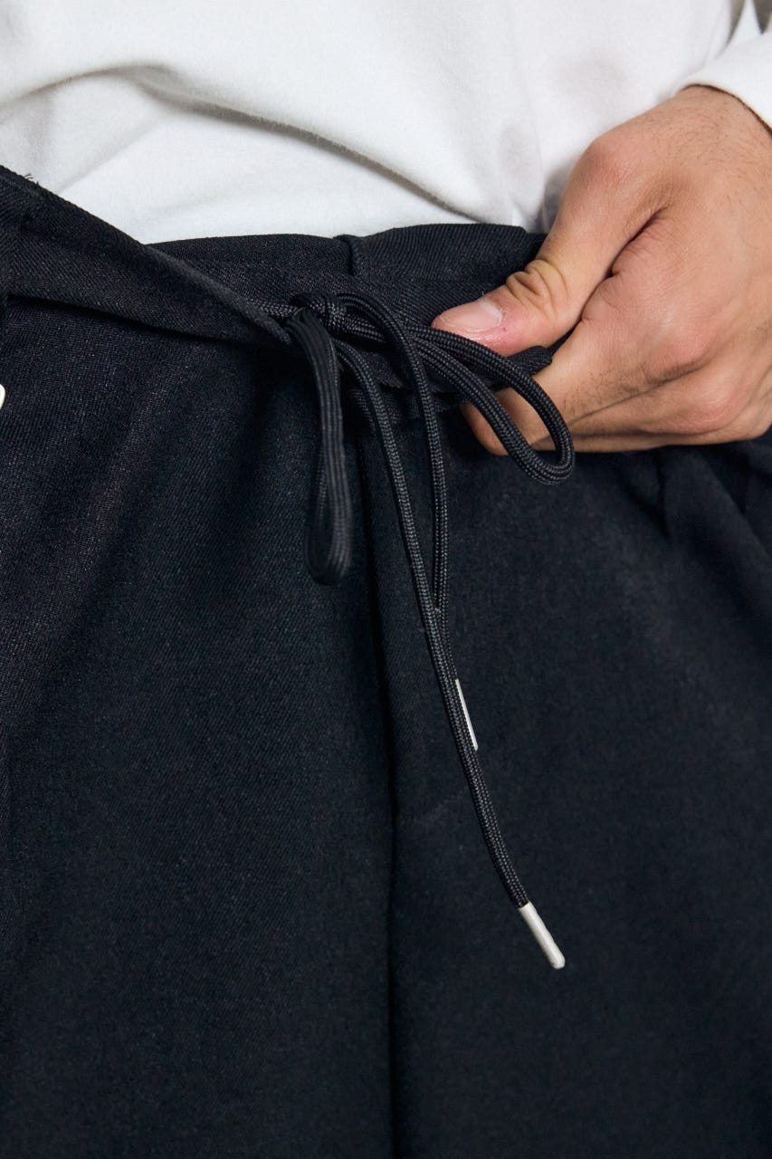 ウールライクツータックワイドパンツ BLK M