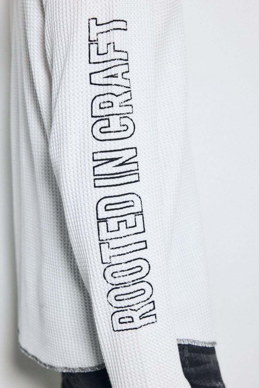 ワッフル長袖グラフィックトップス WHT M