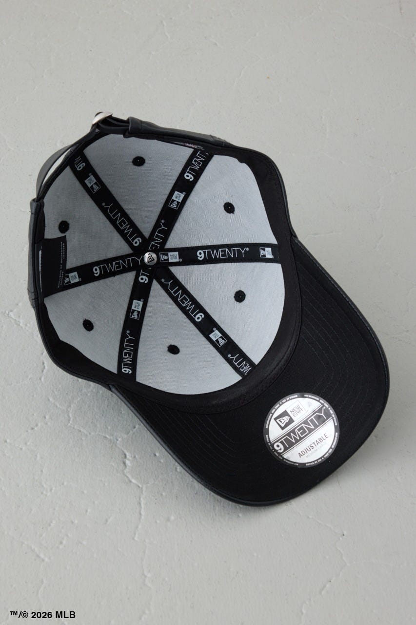 【NEW ERA×AZUL MLB】合皮キャップ BLK FREE