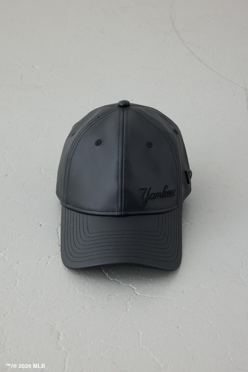 【NEW ERA×AZUL MLB】合皮キャップ 柄BLK FREE