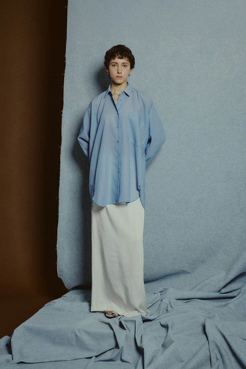 【27SS PRE ORDER】Back volume SH L/BLU FREE