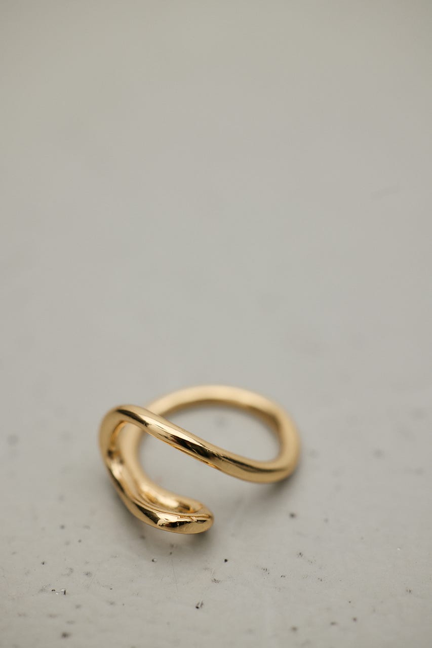 サークルデフォメーションリング GLD FREE