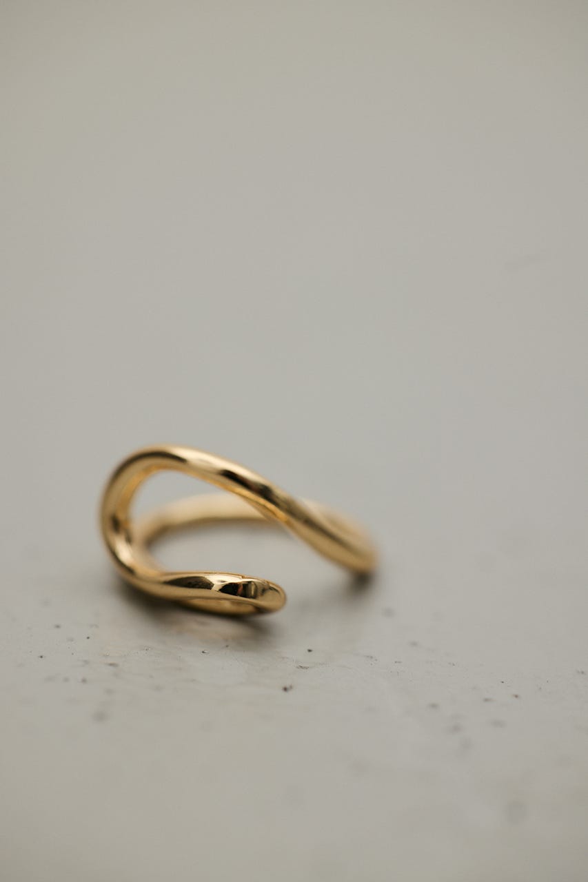 サークルデフォメーションリング GLD FREE