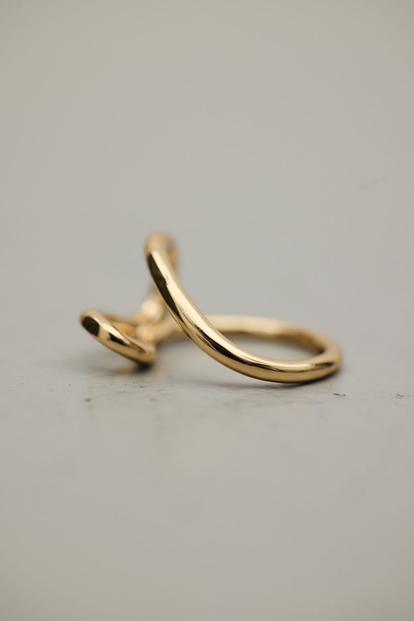 サークルデフォメーションリング GLD FREE