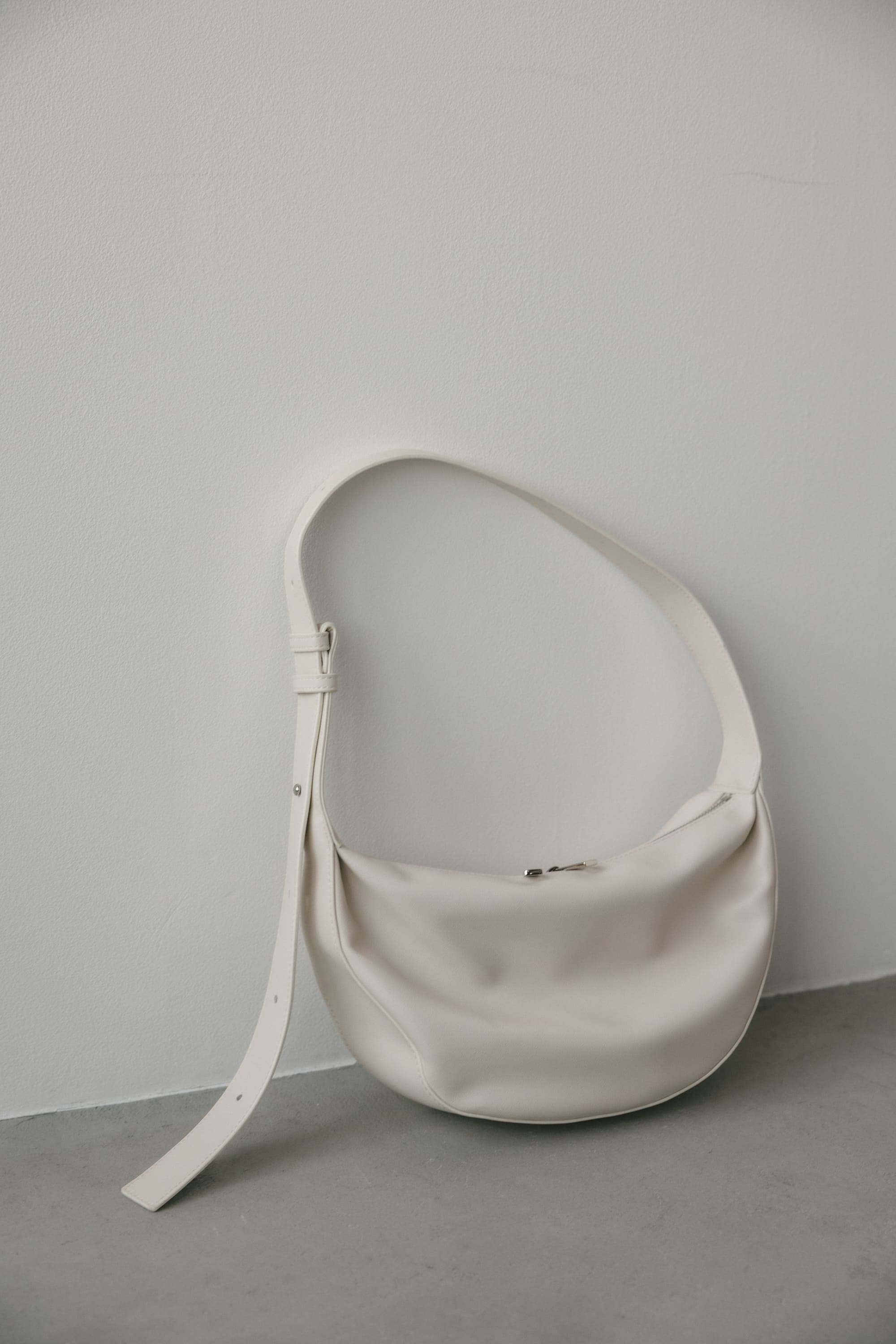 マンドリンミニショルダーバッグ WHT FREE