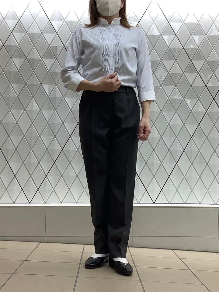 テーパード パンツ セットアップ可能 レディース(M グレー): 東京