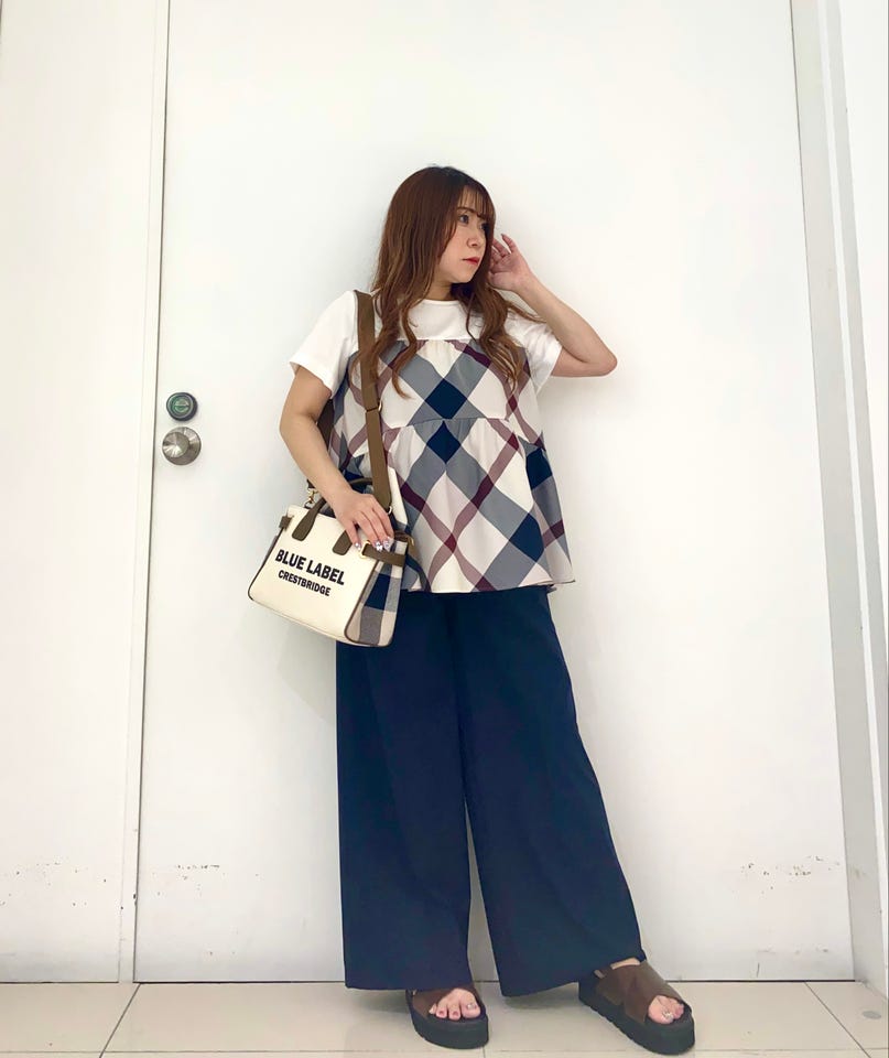 MinoriのクレストブリッジチェックティアードコンビTシャツの投稿