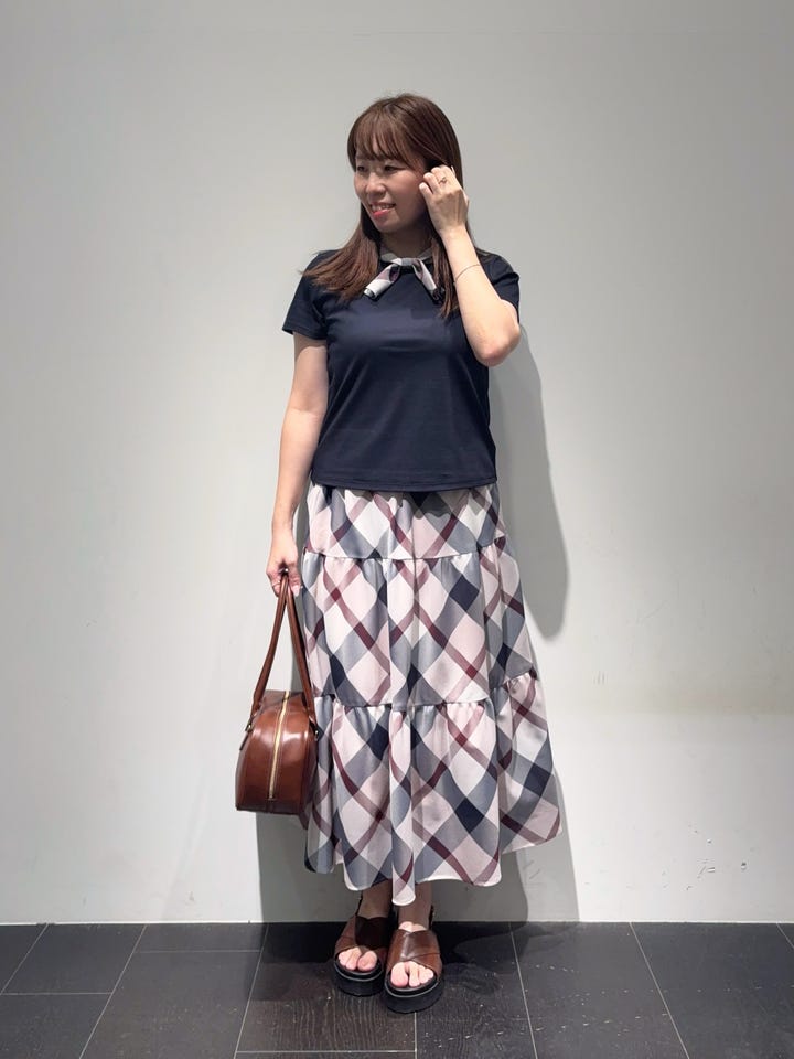 BLUE LABEL CRESTBRIDGE ブルーレーベル・クレストブリッジ スタッフ
