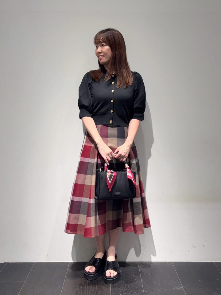 BLUE LABEL CRESTBRIDGE ブルーレーベル・クレストブリッジ スタッフ