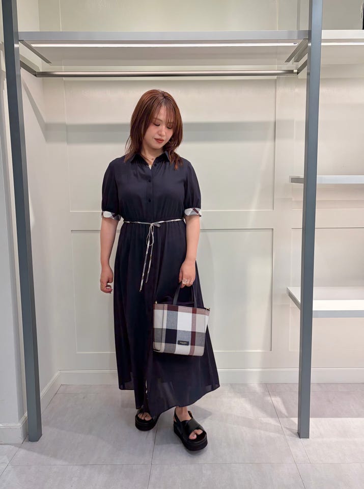 BLUE LABEL CRESTBRIDGE ブルーレーベル・クレストブリッジ スタッフ