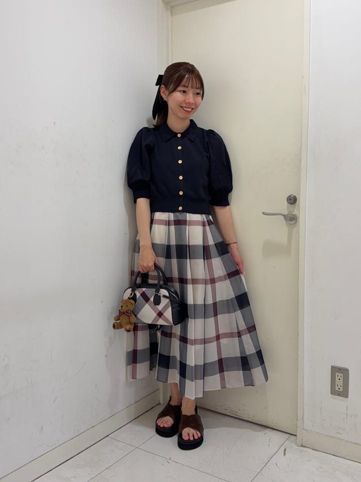 BLUE LABEL CRESTBRIDGE ブルーレーベル・クレストブリッジ スタッフ