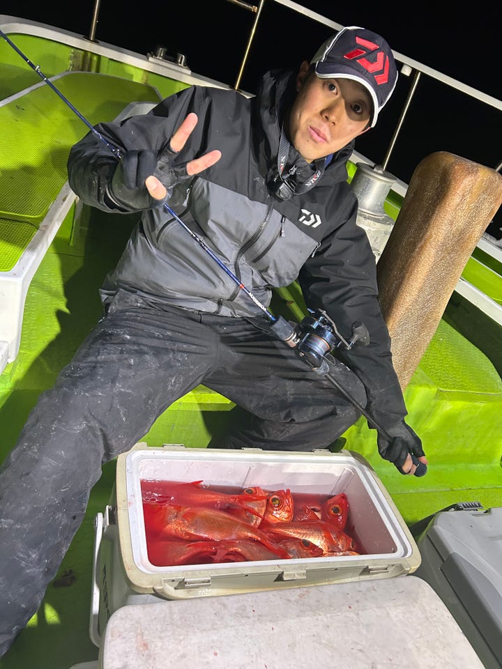 ダイワ ベイトリール 22ソルティガ 15-SJ (右巻) 2022年モデル(15-SJ