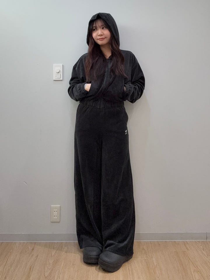 アディダス REKIVE トラックパンツ（ジャージ） ミネラルグリーン