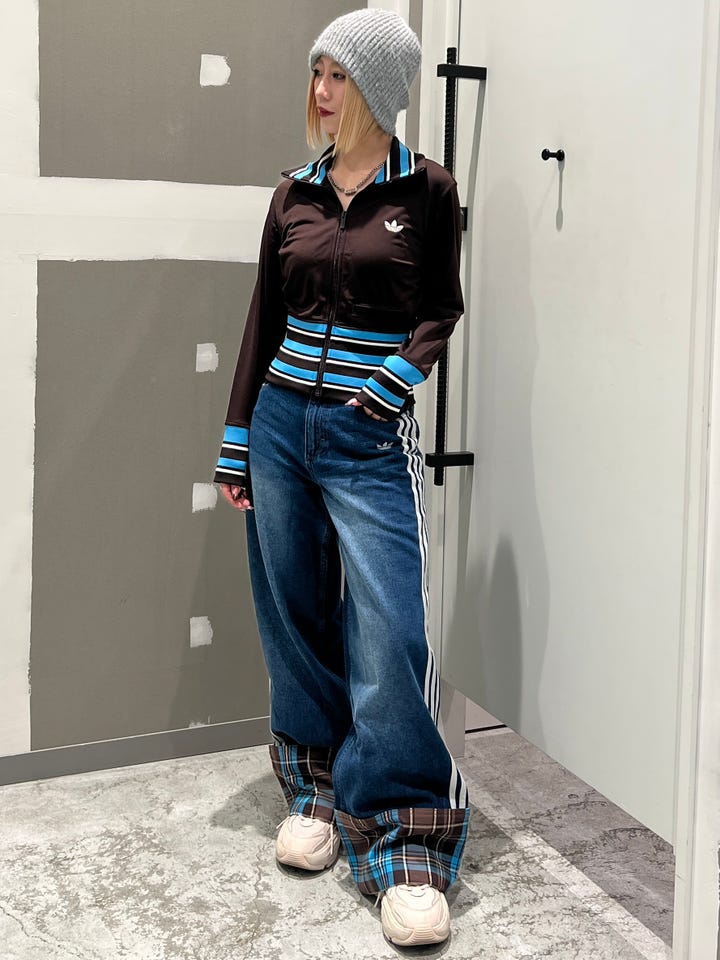 ユベントス オリジナルス LIFESTYLER トラックトップ ワンダーホワイト