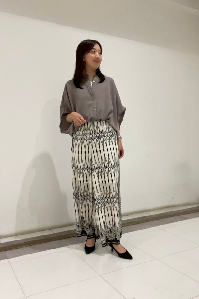 CEDNIE】サイドスリットボックスワンピース(S(7号~9号)/1 グレージュ CEDNIE】サイドスリットボックスワンピース(S(7号~9号)/1 グレージュ