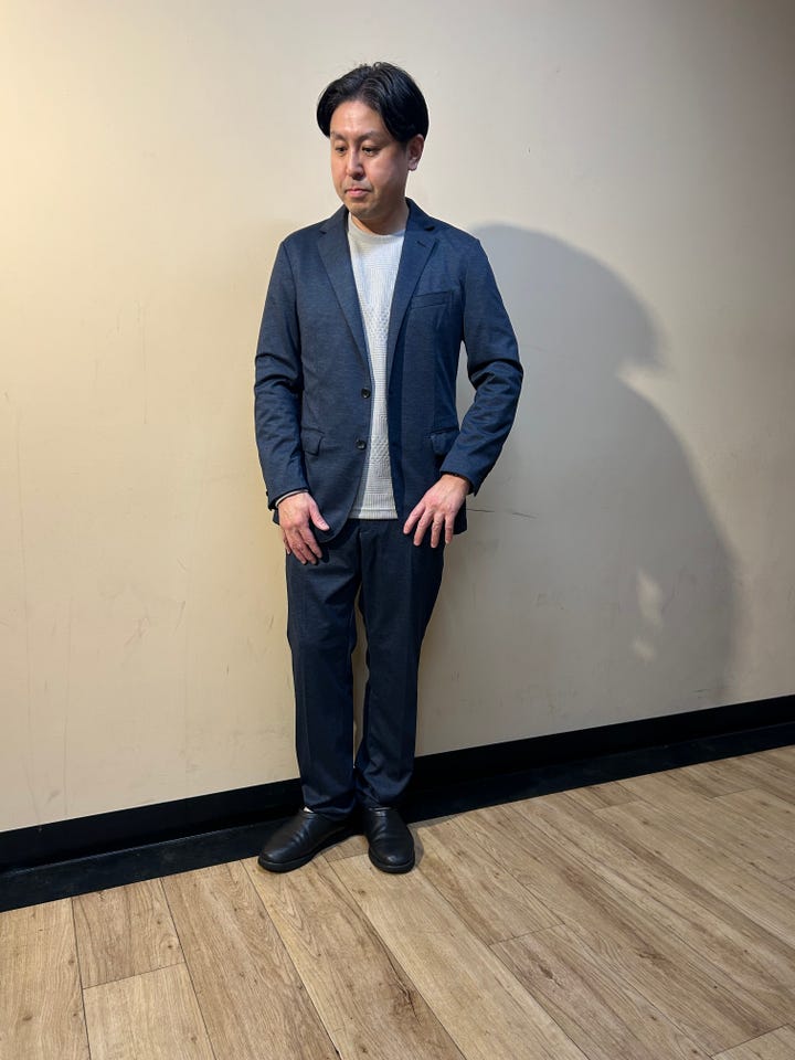 ストレッチポンチ スリムフィット ノータックスラックス 紺