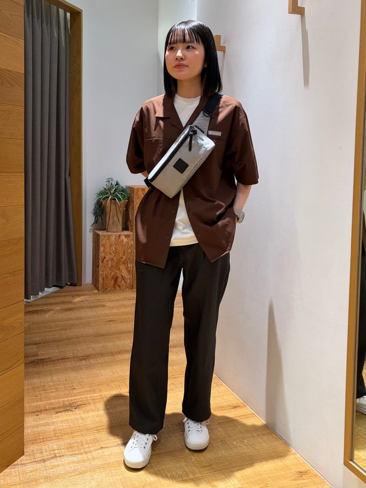 コロンビア ららぽーと沼津店のクリスタルロックショートスリーブ
