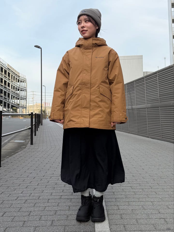 ウィメンズトゥリースワロースカート(S Stone Green)│コロンビア