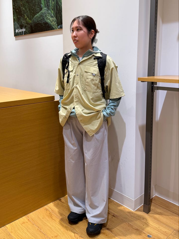 コロンビア ららぽーと磐田店のクリスタルロックショートスリーブ