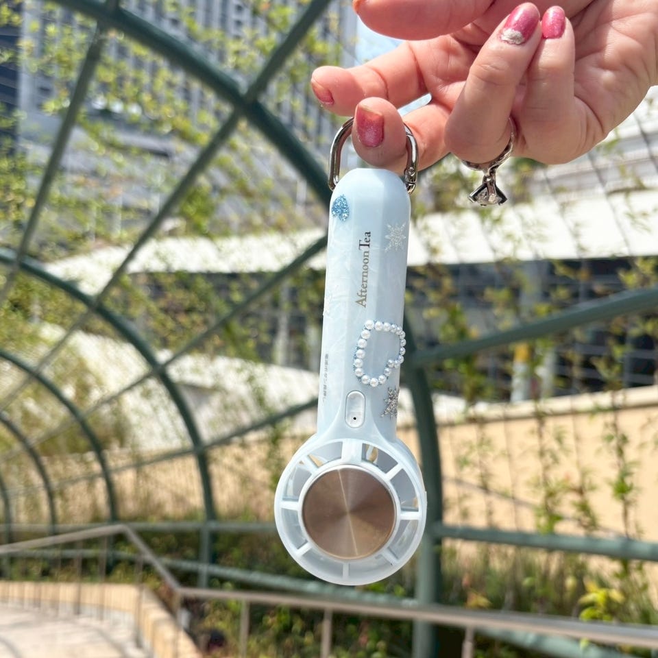 フラワーコンパクト加湿器 | アフタヌーンティー公式通販サイト