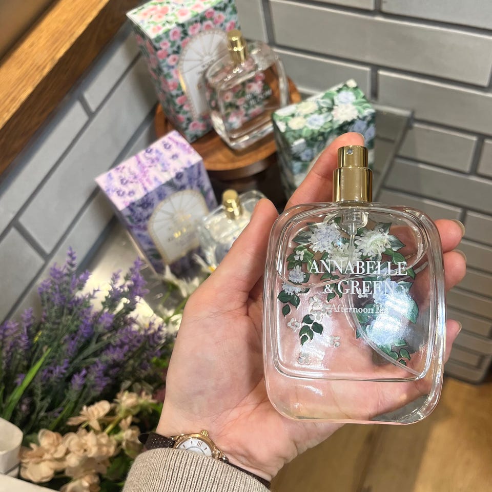 コードリール付きパスケース/イザベル・ボワノ | アフタヌーンティー