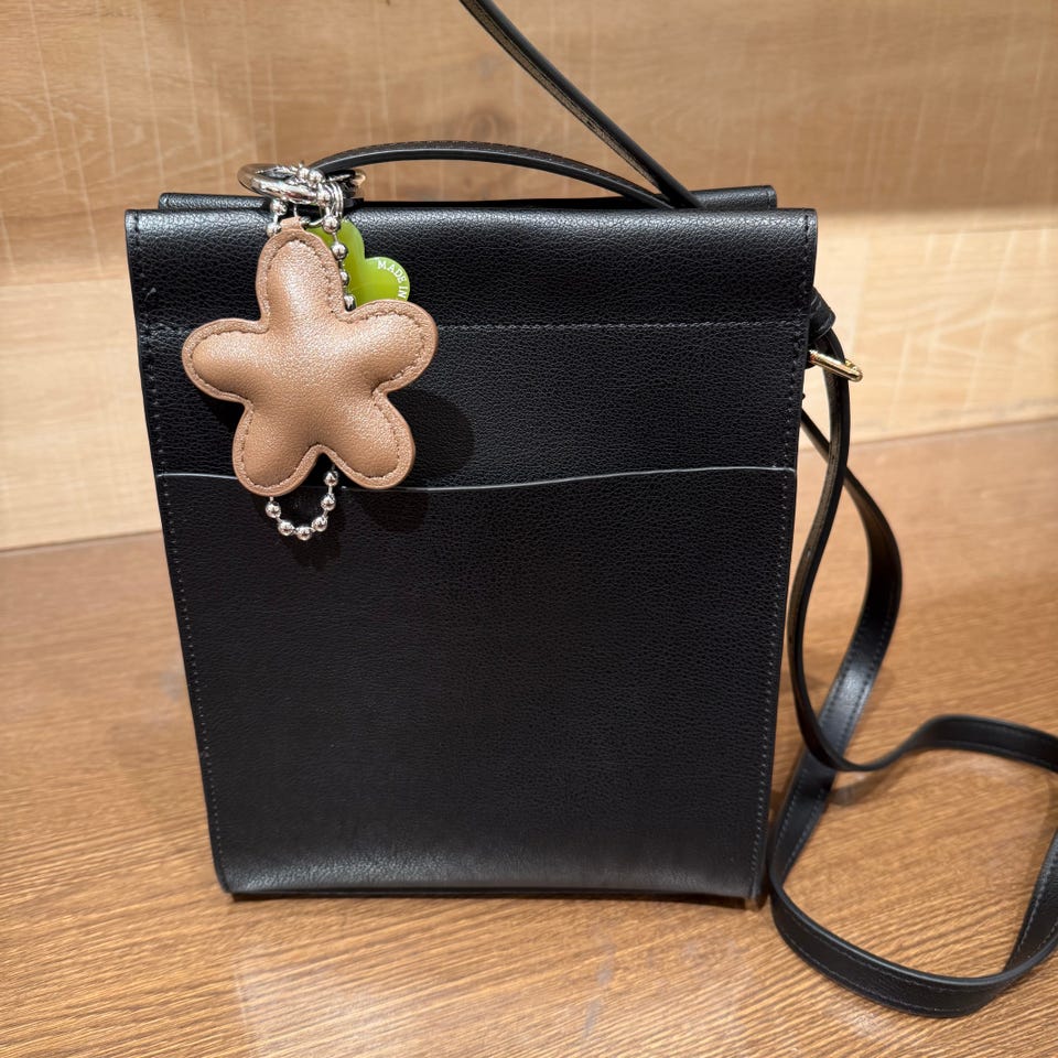 フラワーバッグチャーム | アフタヌーンティー公式通販サイト