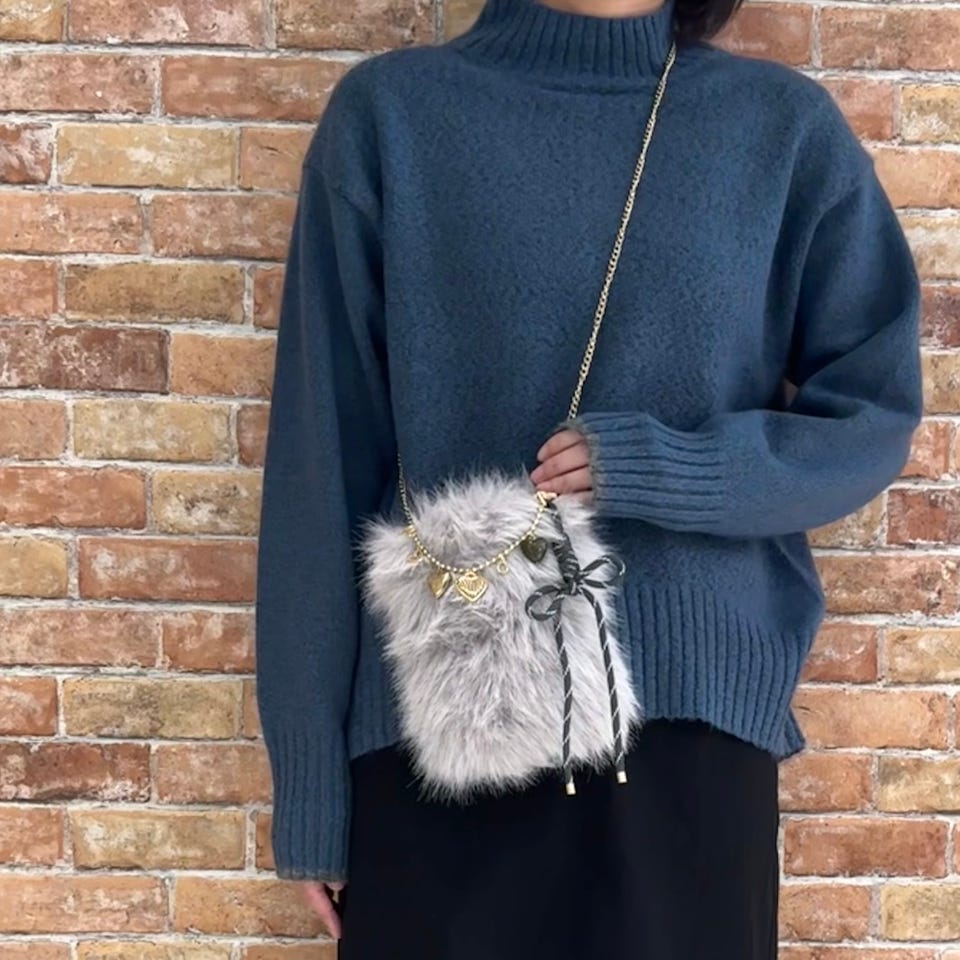 ✨️極美品✨️ A+P アテンペ ファー ショルダーバッグ ショルダーバッグ レディース 軽い 60代 ファーバッグ 2023 モコモコ