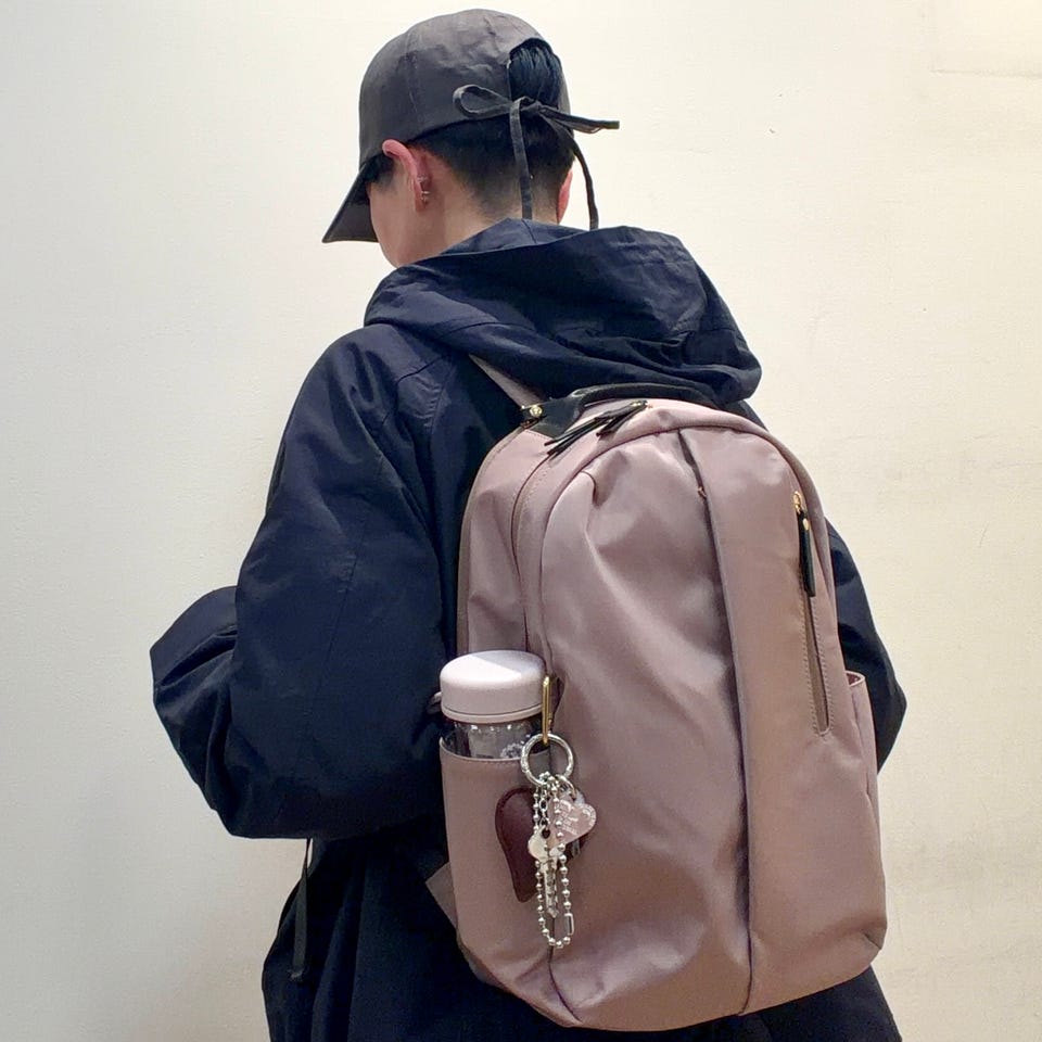 無重力ファンクションリュック | アフタヌーンティー公式通販サイト