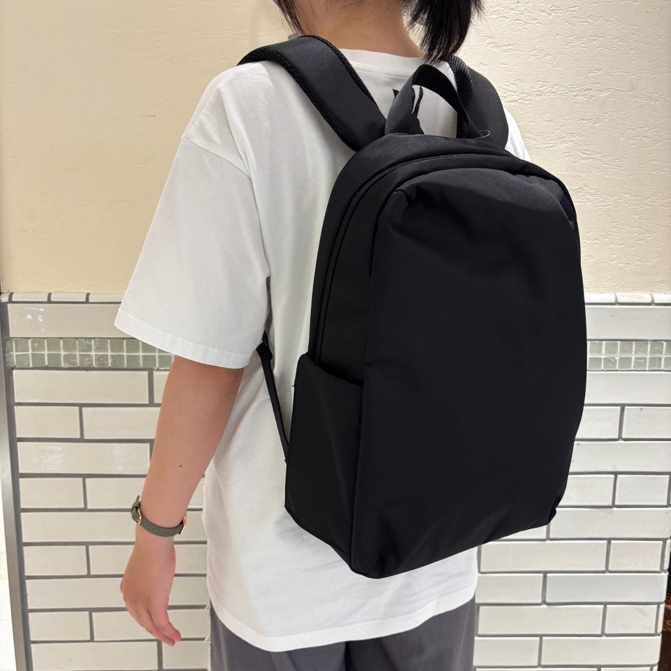 無重力リュックplus Mサイズ | アフタヌーンティー公式通販サイト