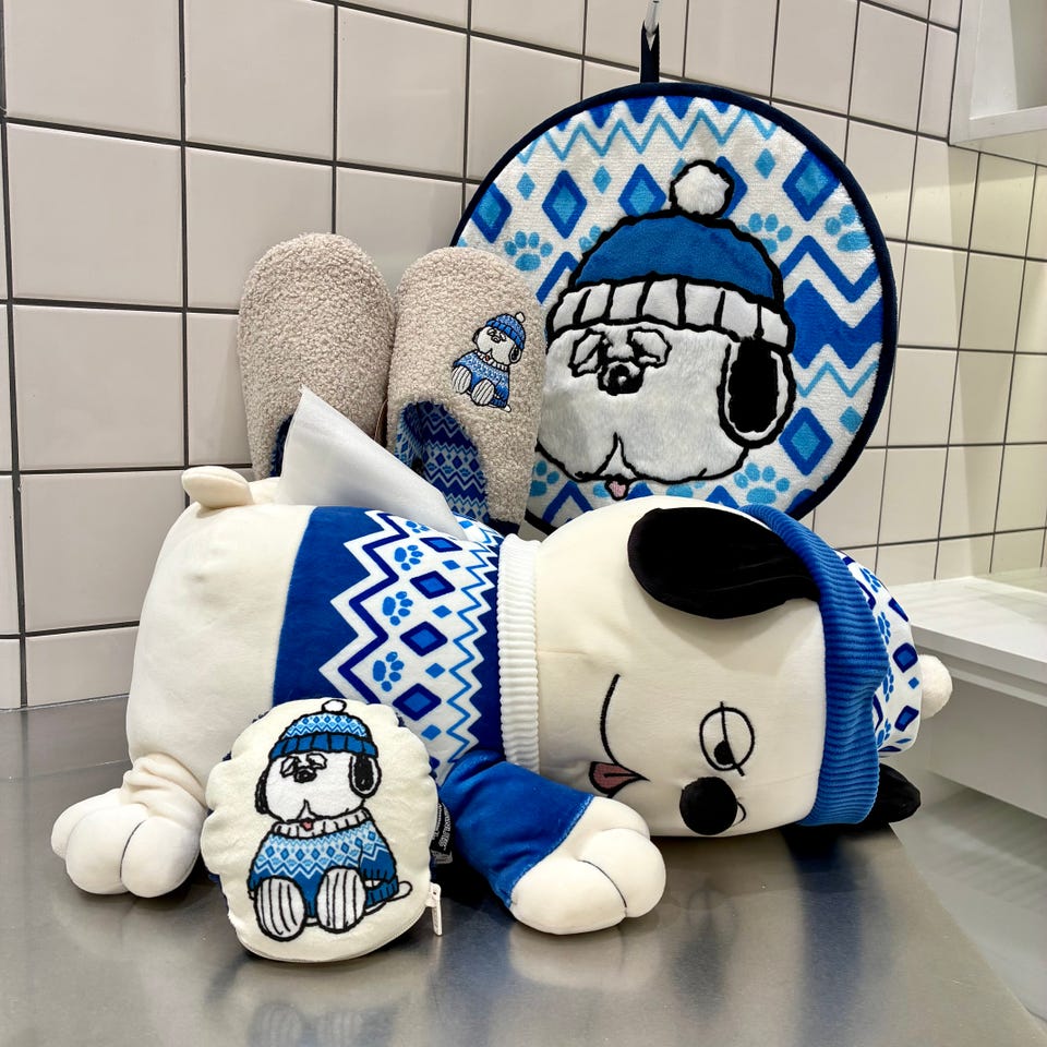 ぬいぐるみ型ティッシュボックスケース/PEANUTS | アフタヌーンティー