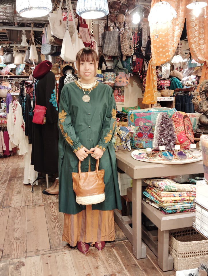 コットンビッグフラワー刺繍前あきワンピース｜マライカ公式通販