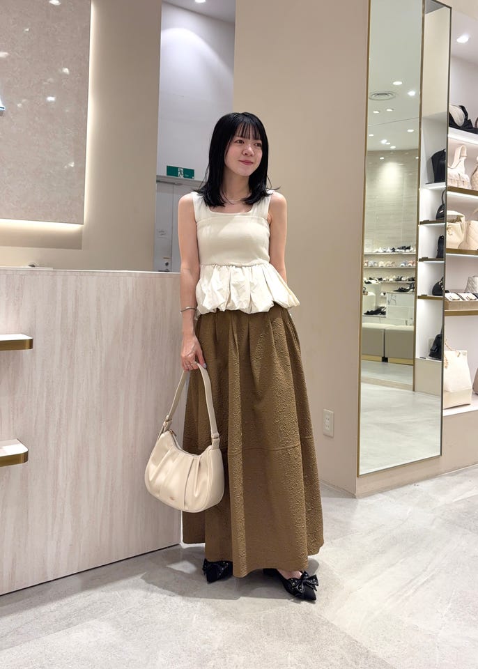 m.iの【SALE】ベロアリボンフラットシューズの投稿