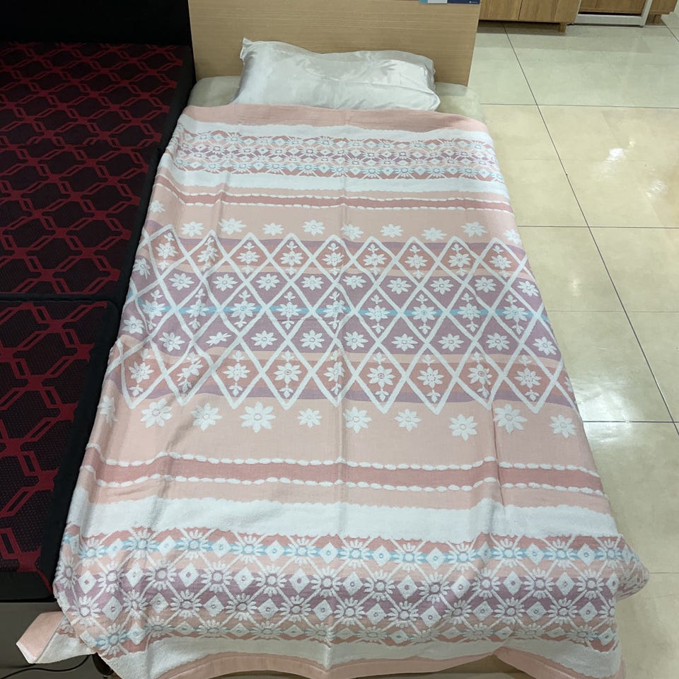 タオルケット(（シングル）140×190cm ピンク): 毛布・タオルケット