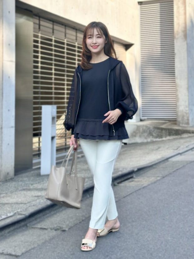 未使用M-premier BLACKぺプラムカットソー34 ホワイト ノースリーブペプラムカットソー: M-PREMIER公式通販｜m-i-d e