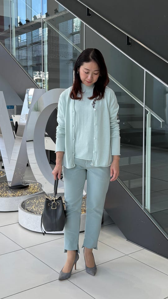 Anne Coquine ダンボールニットフラワーフリルプルオーバー