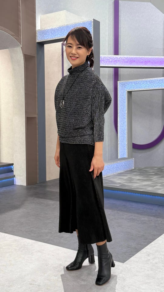 SPECCHIO シャトルプリーツフリーサイズビジュー刺繍トップス